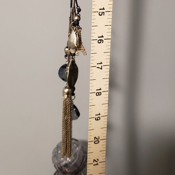 Stylish Charm Necklace with mini Eiffel Tower - Picture 5 of 6